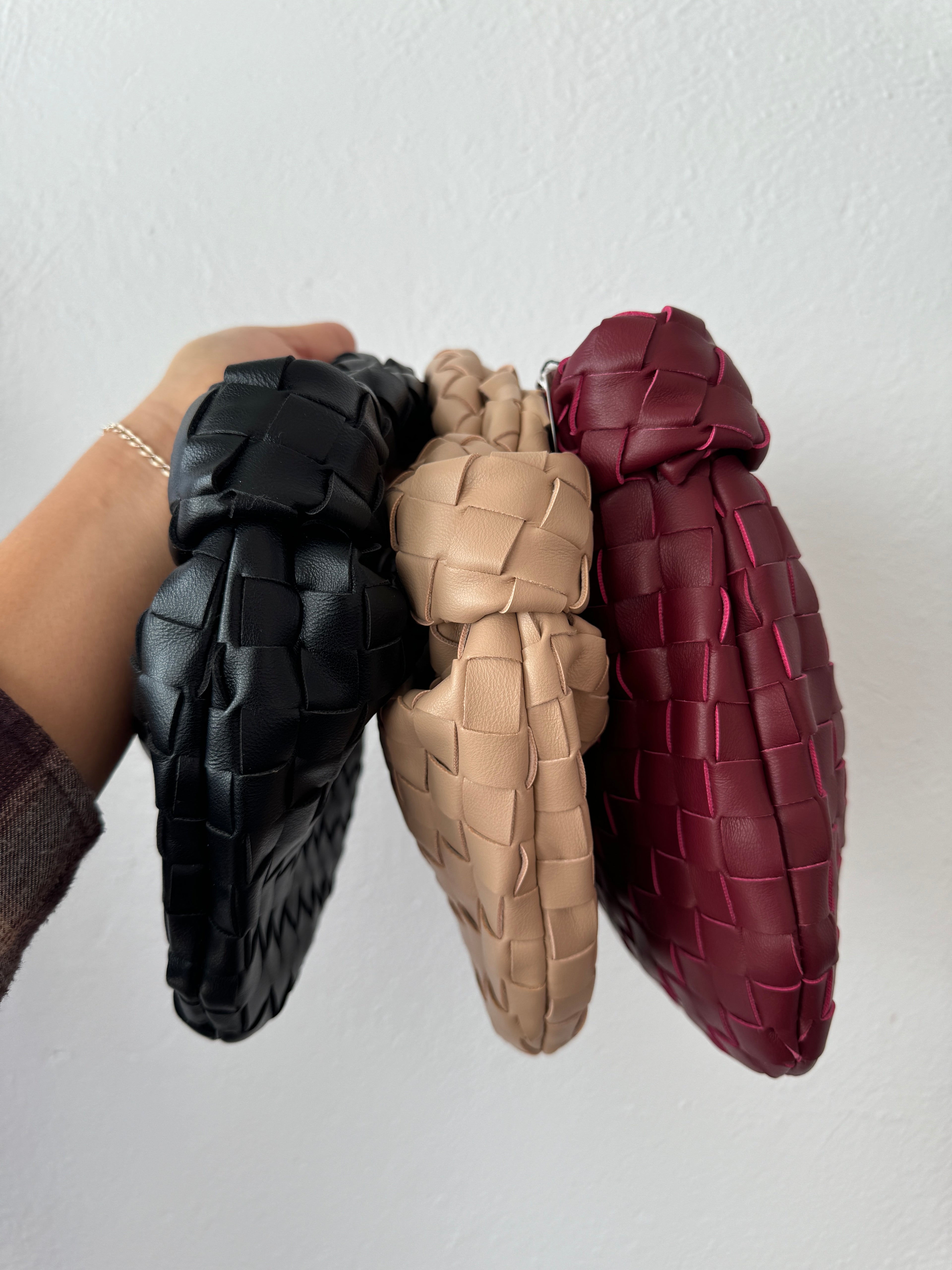 Bella Woven Knotted Handbag- Burgundy