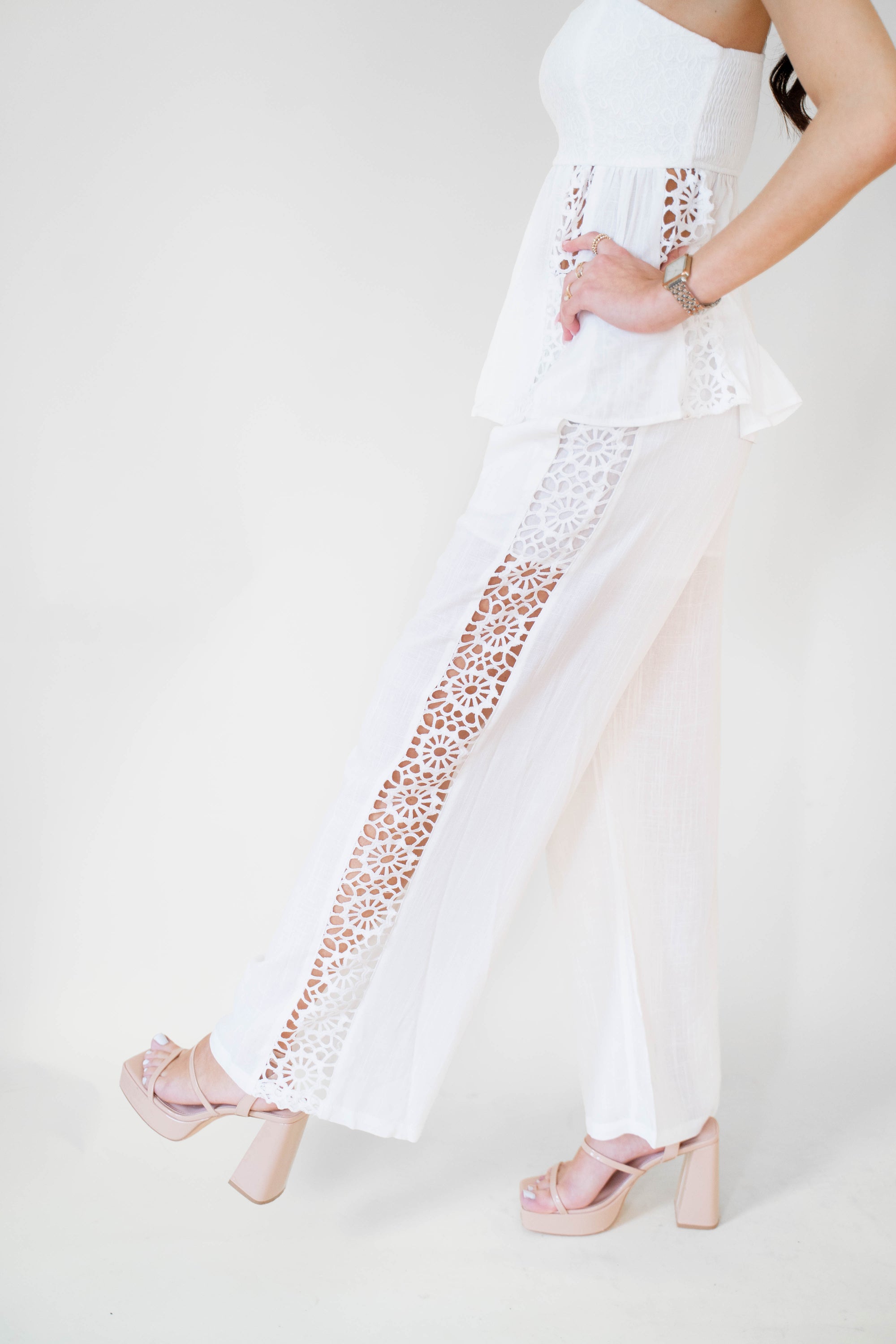 Crochet Side Trim Wide Leg Linen Blend Pant - White