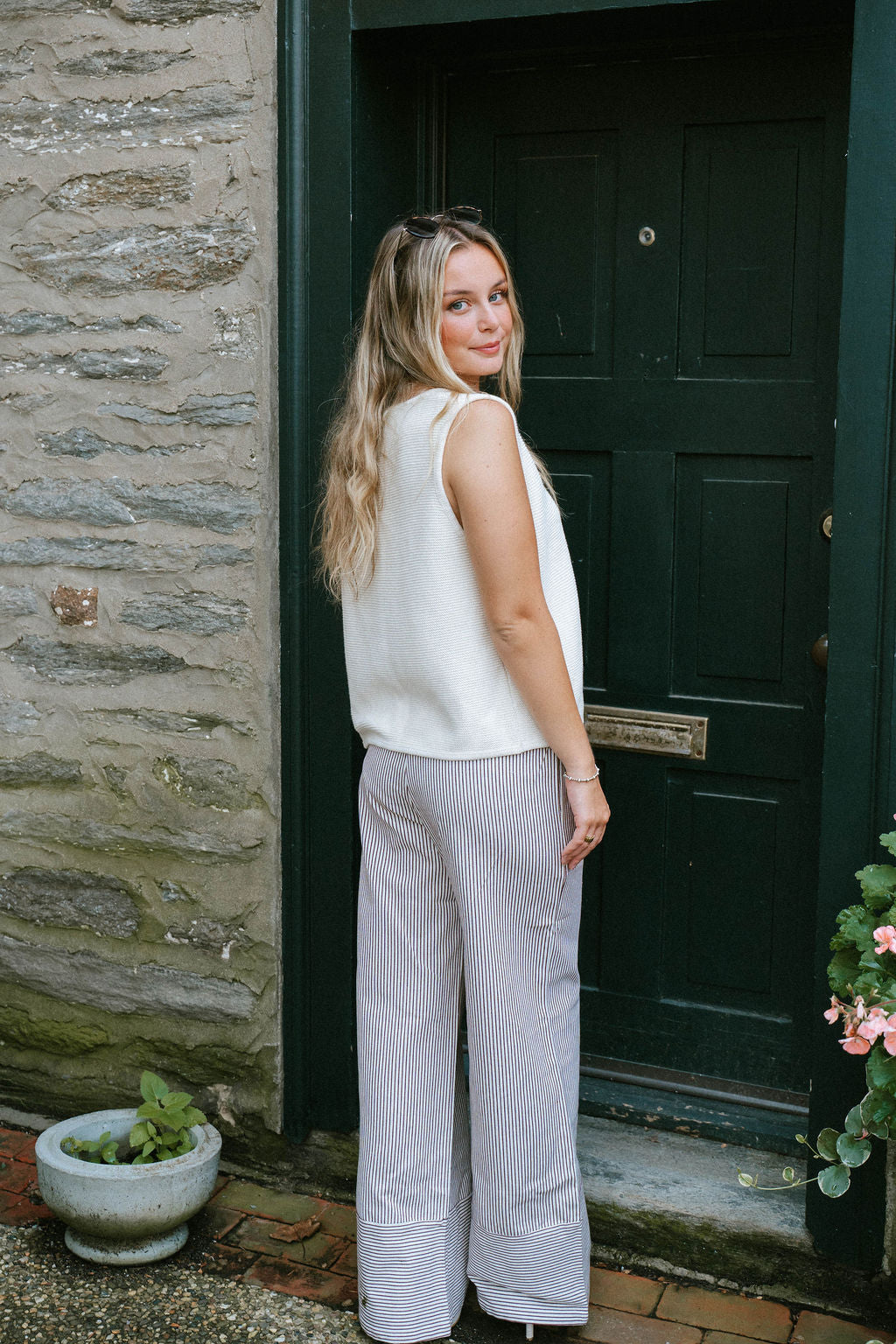 Cream Knit Tie-Front Sleeveless Vest Top
