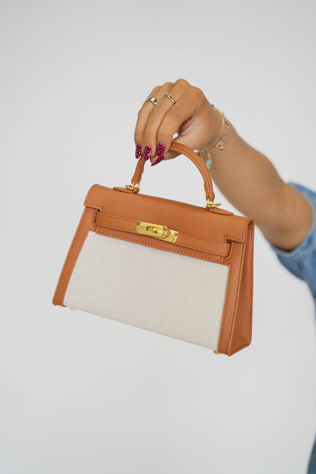 Stone Harbor Heirloom Crossbody – Saddle