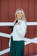 Everly Reversible Bow Sweater – Winter White