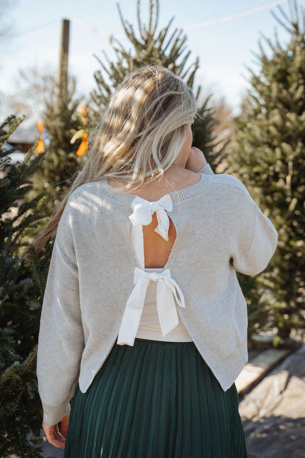 Everly Reversible Bow Sweater – Heather Grey