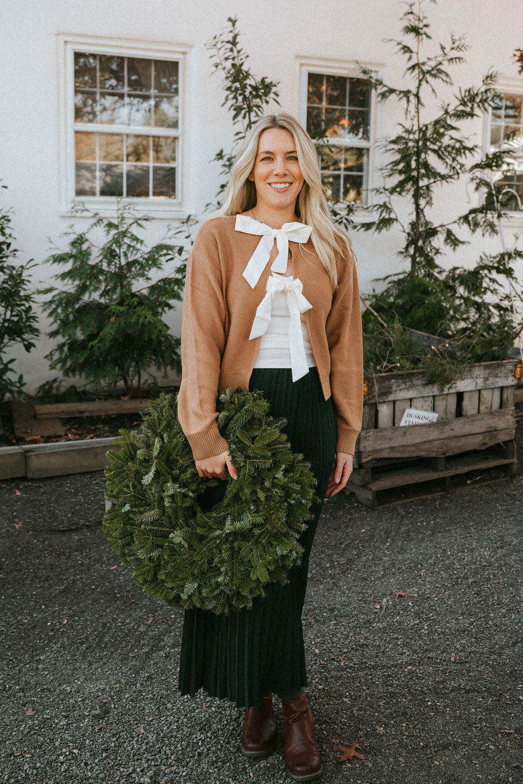 Everly Reversible Bow Sweater – Camel