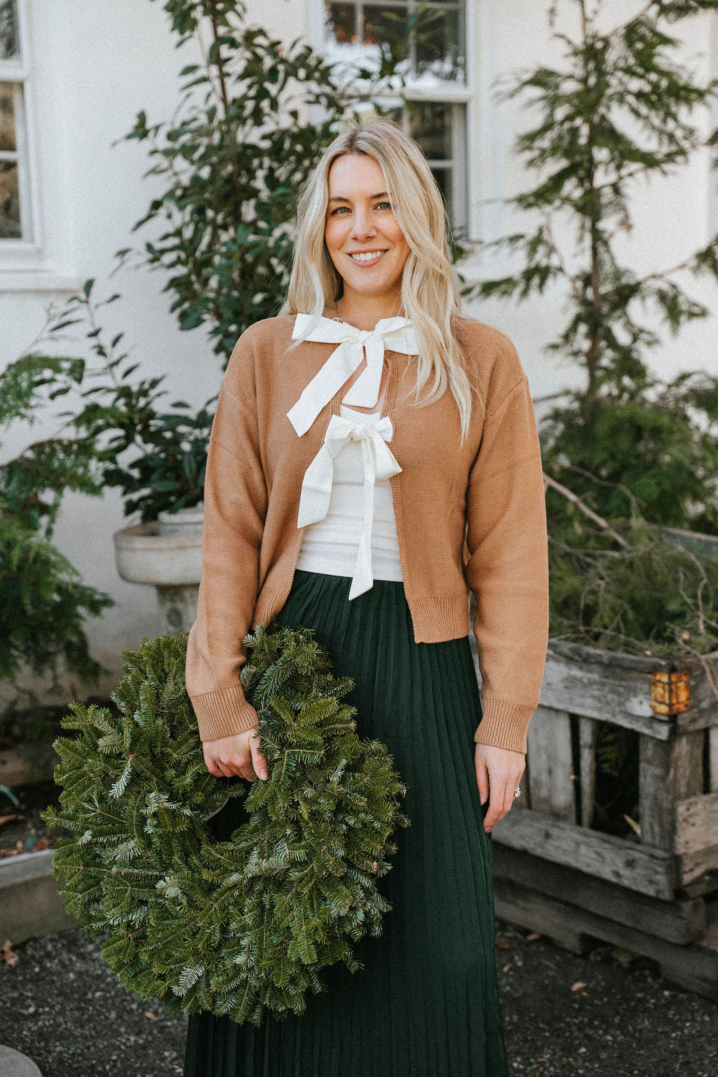 Everly Reversible Bow Sweater – Camel