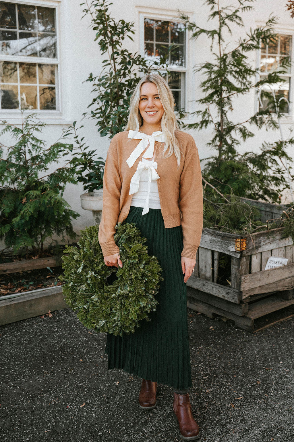 Everly Reversible Bow Sweater – Camel