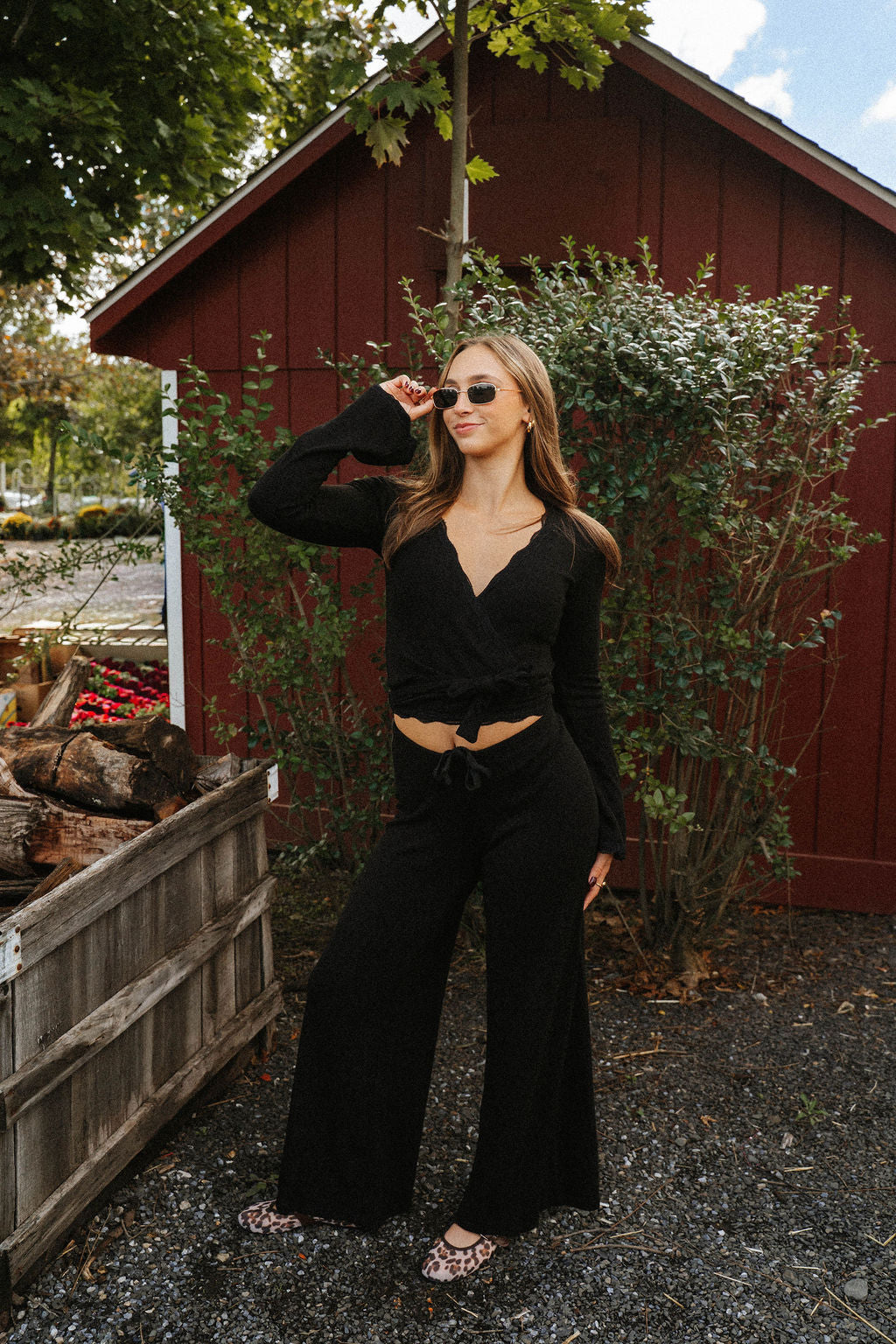 Weekend Lace Trim Knit Wrap Set-Black
