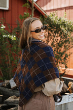 Argyle Triangle Knit Scarf