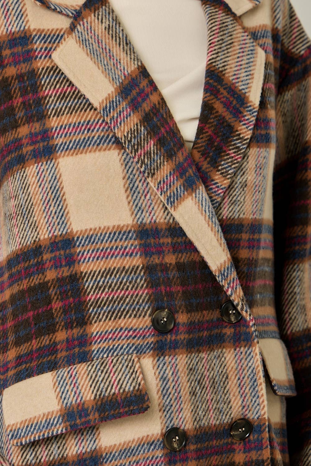 **PREORDER SHIPS 10/27**
Maple Lane Long Plaid Coat